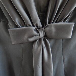 🖤 Womens Long satin formal gown with bow back